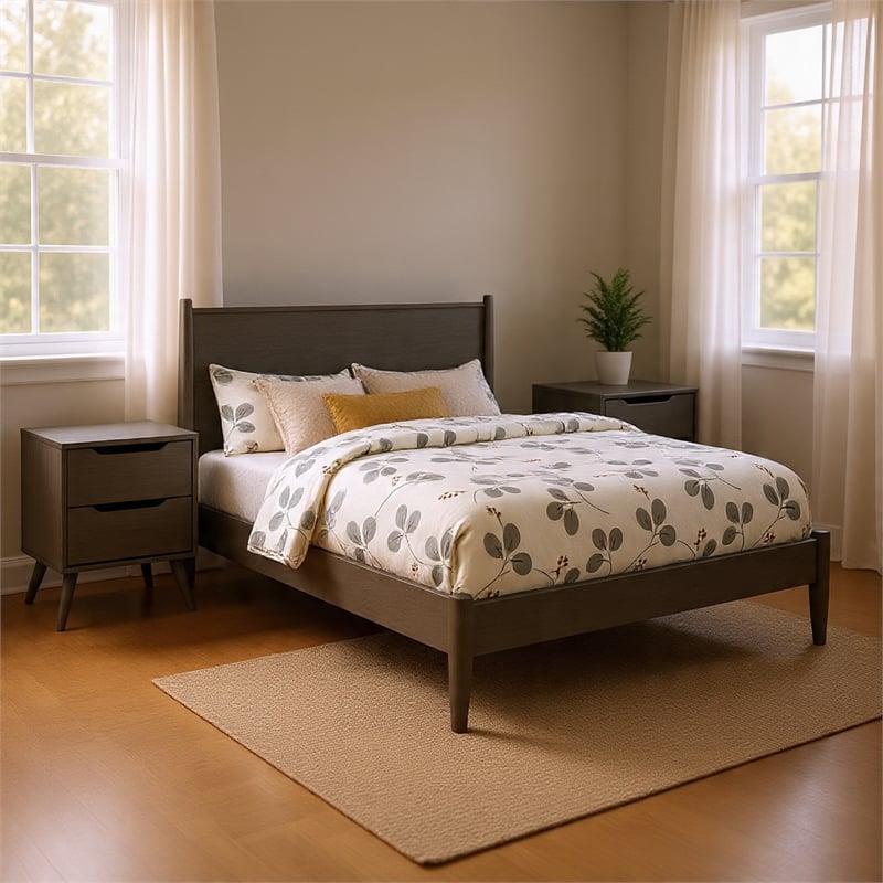 Queen Bedroom Set in Gray Wood - 3 Piece Set with 2 Nightstands