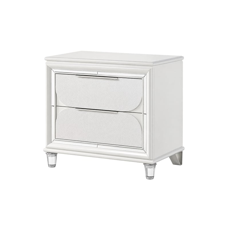 Queen Bedroom Set- Pearl White Silver- 5pc w 2 Nightstands- Dresser