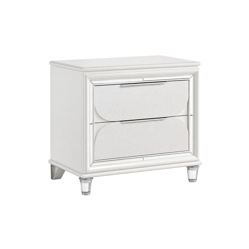 Queen Bedroom Set- Pearl White Silver- 4pc w 2 Nightstands- Dresser