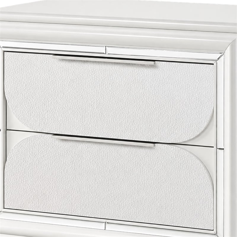Queen Bedroom Set- Pearl White Silver- 3pc w 2 Nightstands