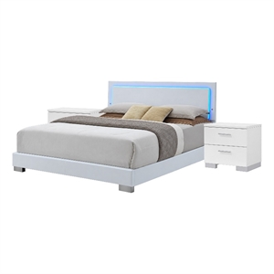 King Bedroom Set- White- 3 Piece Set with 2 Nightstands