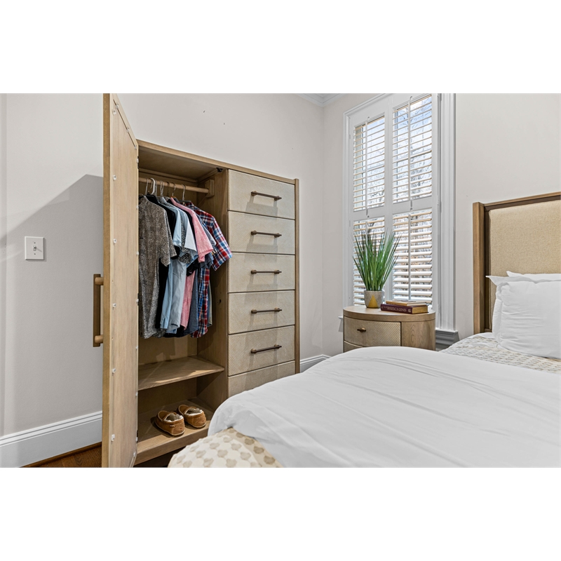 Finn & Louise Rio Vista Woven Mirrored Door Chest in Muted - Brown - Wood