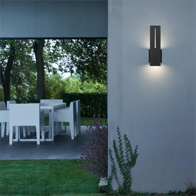 Alteck Slot 15 inch LED Outdoor Wall Light