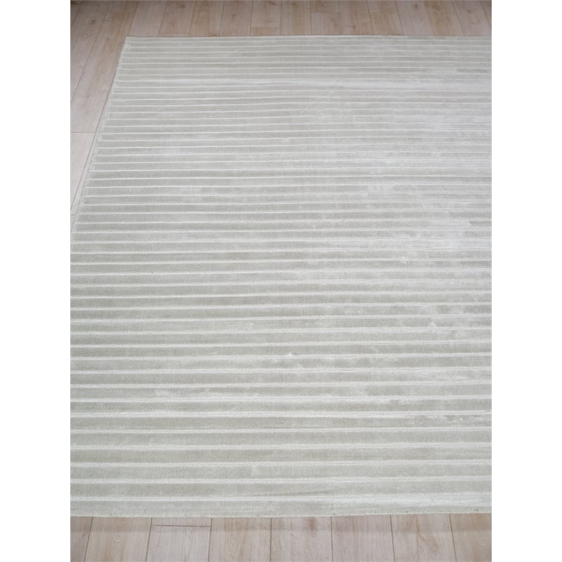 Amani Modern Handloomed Silky Nylon Light Silver 12'x15' Area Rug