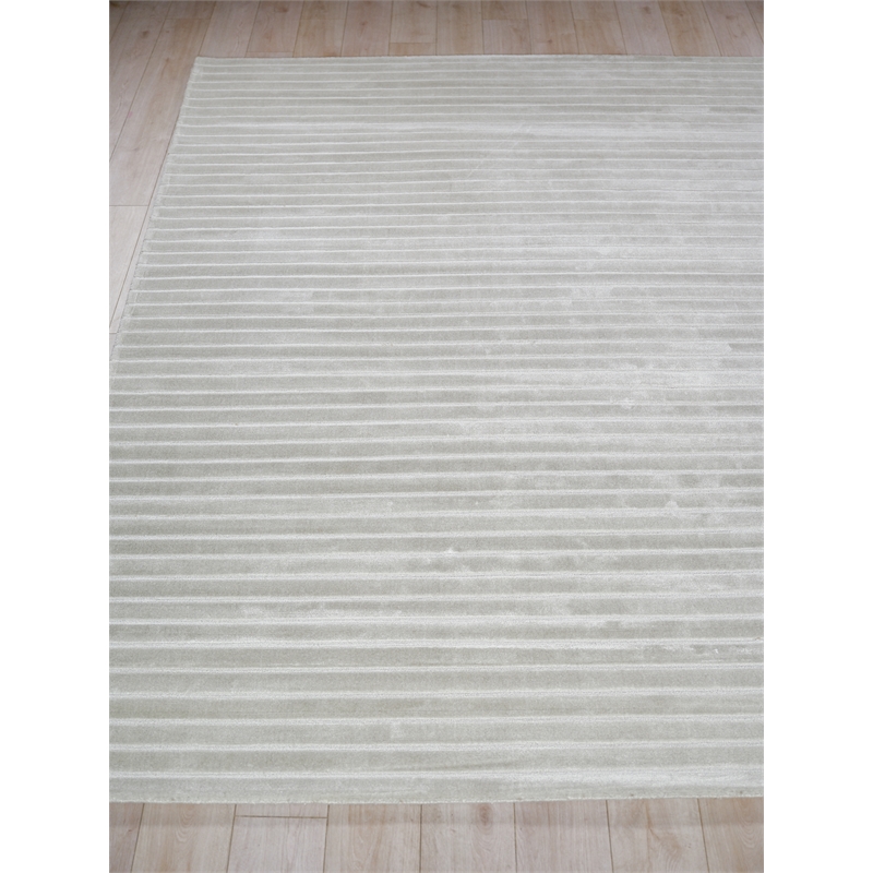 Amani Modern Handloomed Silky Nylon Light Silver 15'x20' Area Rug
