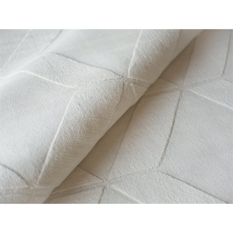 Brunello Modern Handloomed Silky Nylon White 6'x9' Area Rug