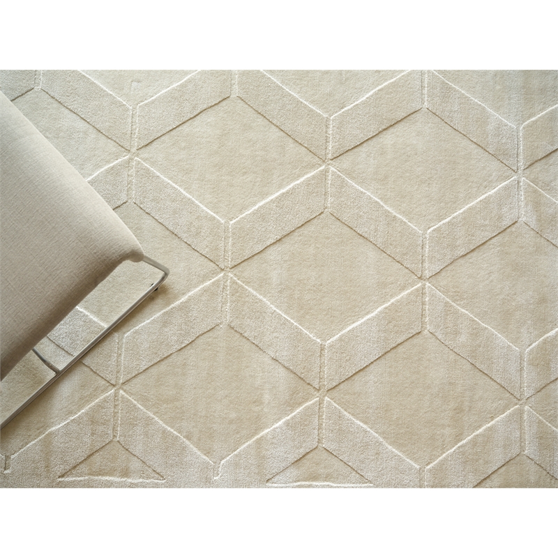 Brunello Modern Handloomed Silky Nylon Light Beige 4'x6' Area Rug