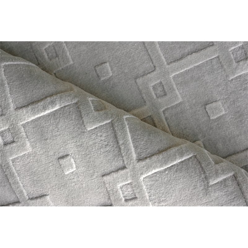 Camora Modern Handloomed Silky Nylon Light Silver 10'x14' Area Rug