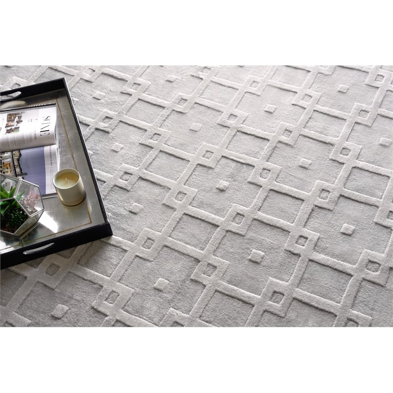 Camora Modern Handloomed Silky Nylon Light Silver 15'x20' Area Rug
