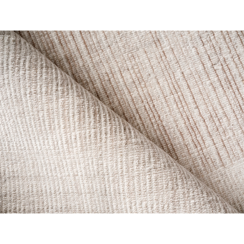 Cantori Handloomed Wool/Bamboo Silk Ivory/Light Beige 4'x6' Area Rug