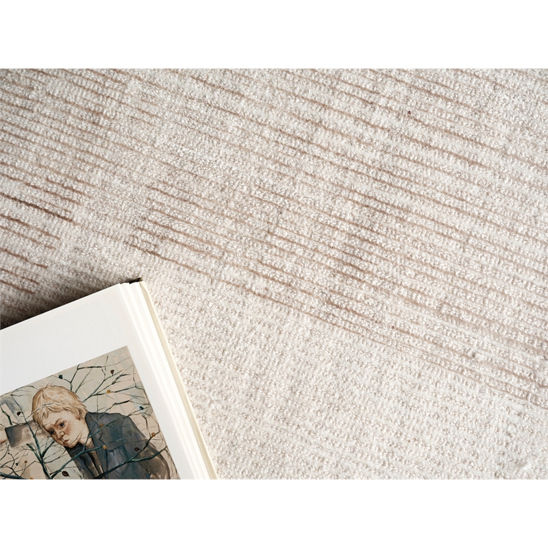 Cantori Handloomed Wool/Bamboo Silk Ivory/Light Beige 4'x6' Area Rug