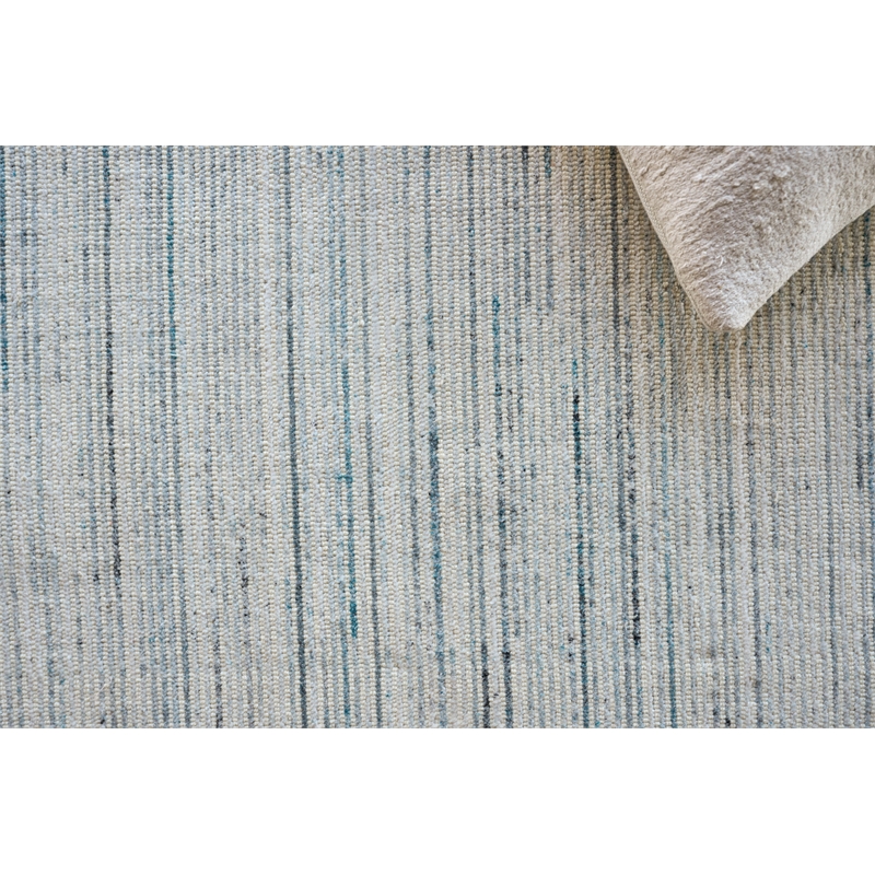 Carmen Handloomed Pet Blue/Ivory 10'x14' Area Rug