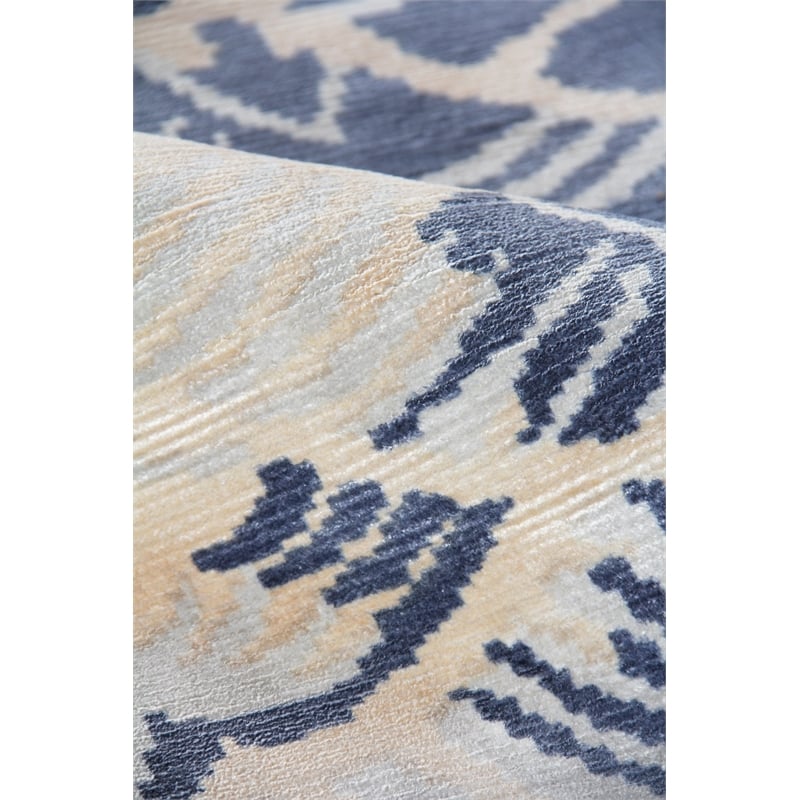 Cassina Handloomed Bamboo Silk Ivory/Blue 8'x10' Area Rug