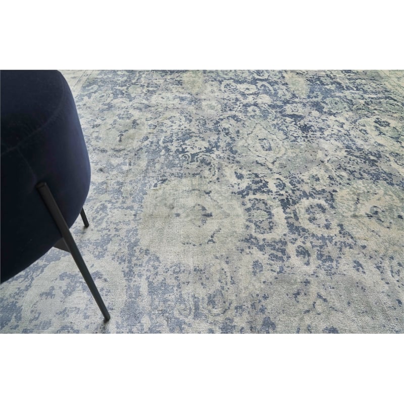 Cassina Handloomed Bamboo Silk Light Silver/Blue 6'x9' Area Rug
