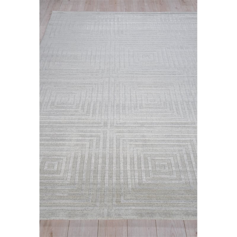 Castelli Handloomed Bamboo Silk/Wool Light Silver 10'x14' Area Rug