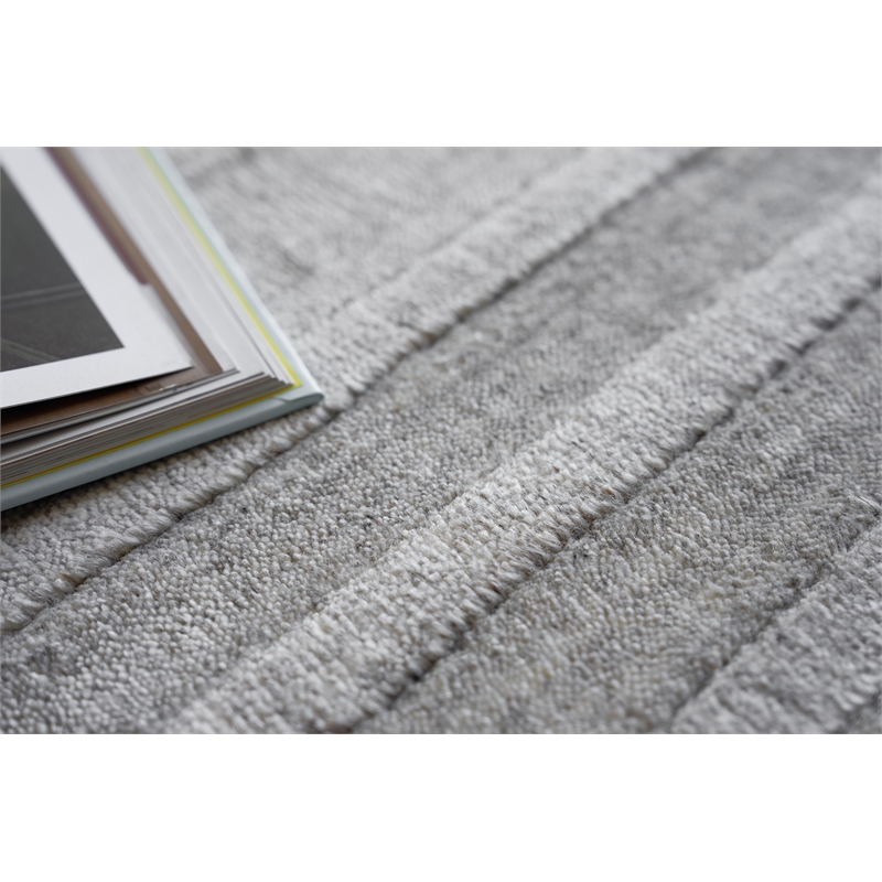 Castelli Handloomed Bamboo Silk/Wool Light Gray 12'x15' Area Rug