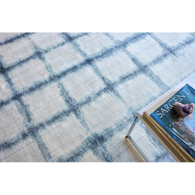 Chroma Handloomed Wool/Bamboo Silk Navy 4'x6' Area Rug