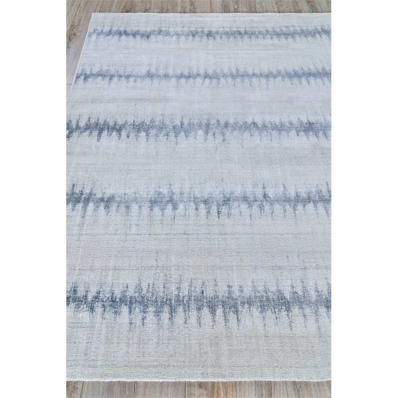 Chroma Handloomed Wool/Bamboo Silk Light Blue 12'x15' Area Rug