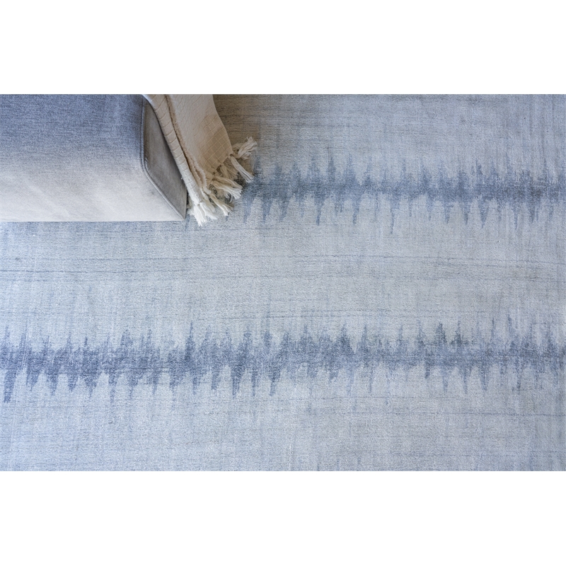 Chroma Handloomed Wool/Bamboo Silk Light Blue 15'x20' Area Rug