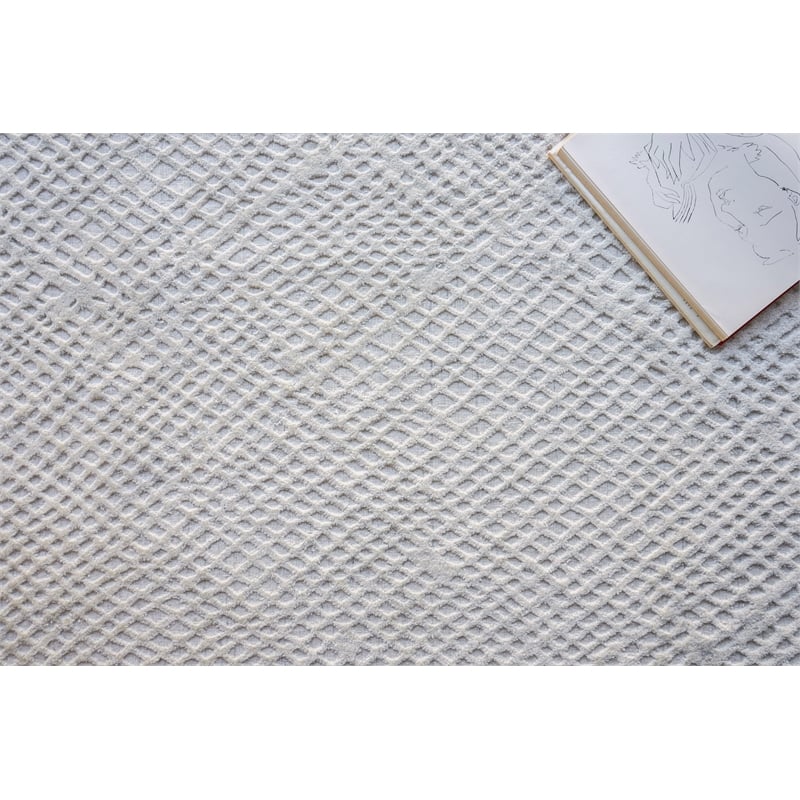 Crescendo Handloomed Bamboo Silk White 12'x15' Area Rug