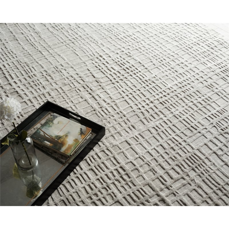 Crescendo Handloomed Bamboo Silk Silver 4'x6' Area Rug