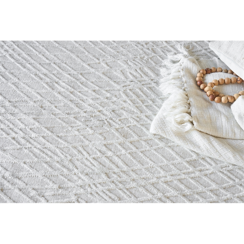 Crescendo Handloomed Bamboo Silk White 14'x18' Area Rug