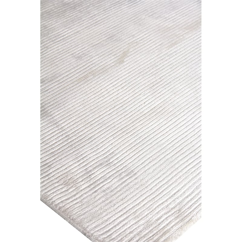 Dove Handloomed Viscose White 6'x9' Area Rug