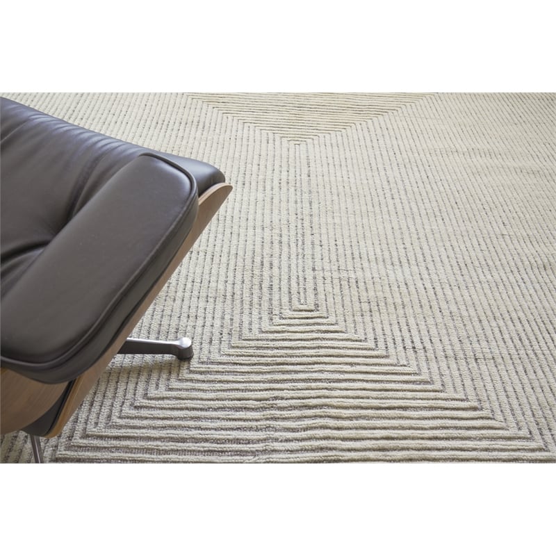 Crescent Hand-Knotted New Zealand Wool Ivory 8'x10' Area Rug