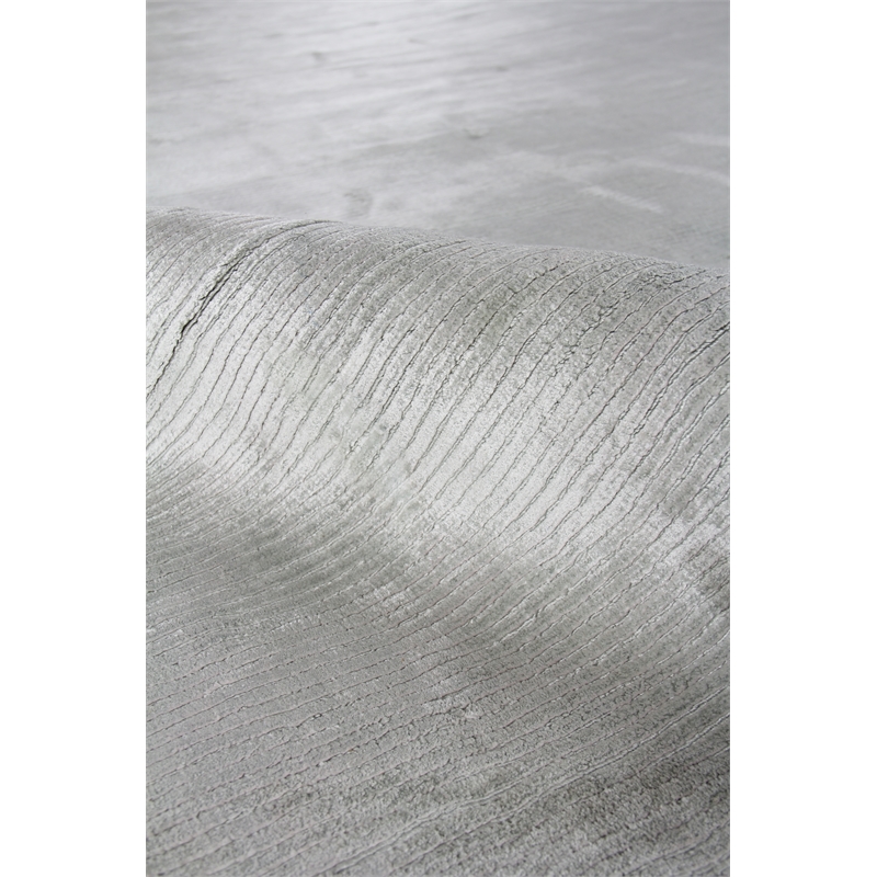 Dove Handloomed Viscose Light Blue 14'x18' Area Rug