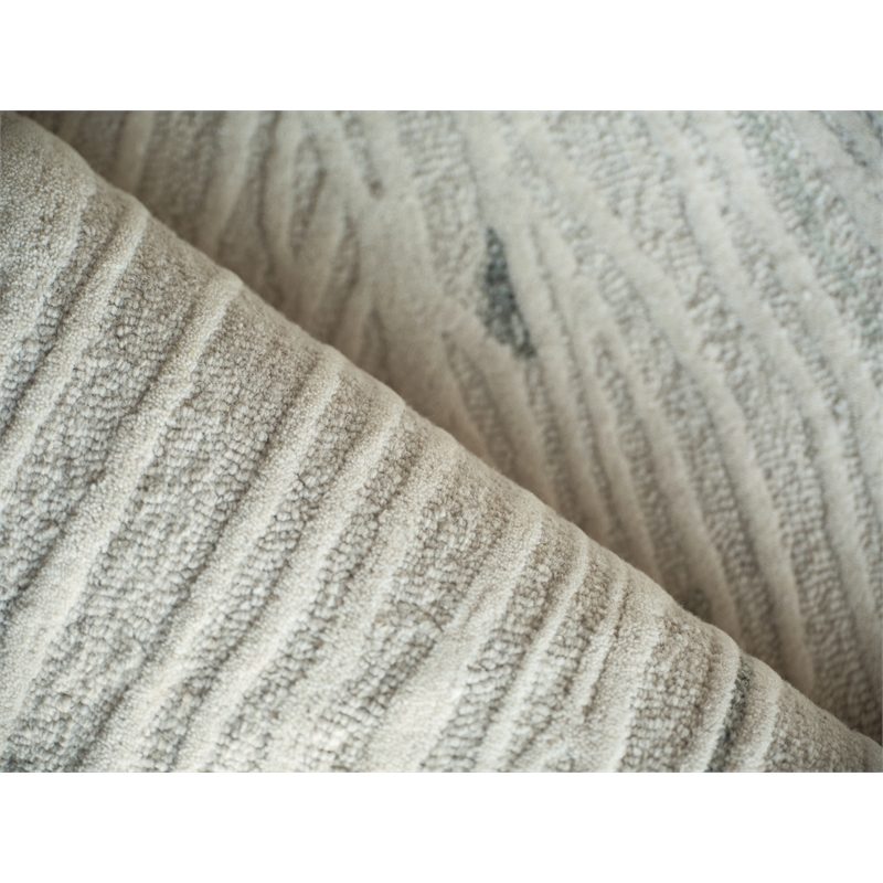 Entro Hand-Tufted New Zealand Wool Silver/Ivory 15'x20' Area Rug