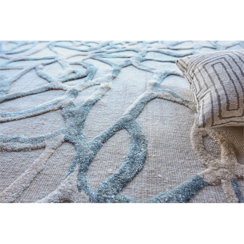 Goudy Handloomed Wool/Bamboo Silk Blue 14'x18' Area Rug