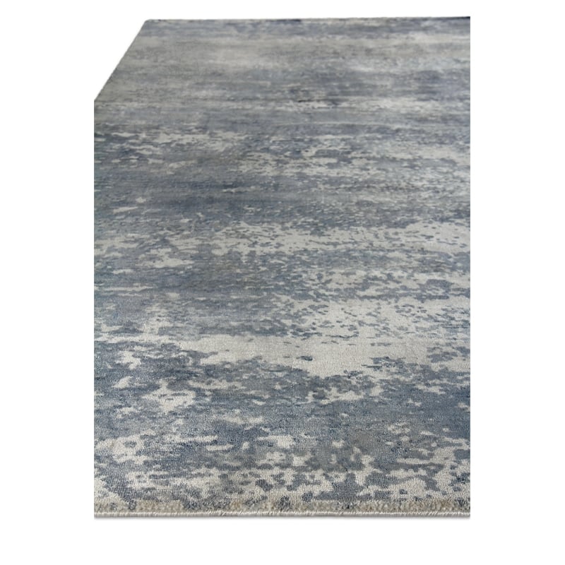 Koda Handloomed Bamboo Silk Light Blue 10'x14' Area Rug