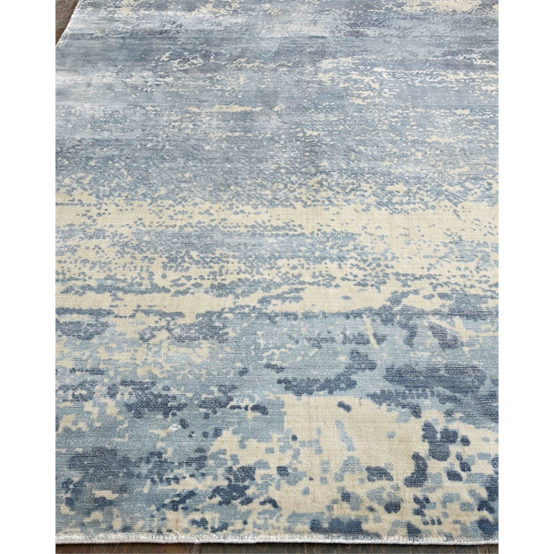 Koda Handloomed Bamboo Silk Light Blue 10'x14' Area Rug