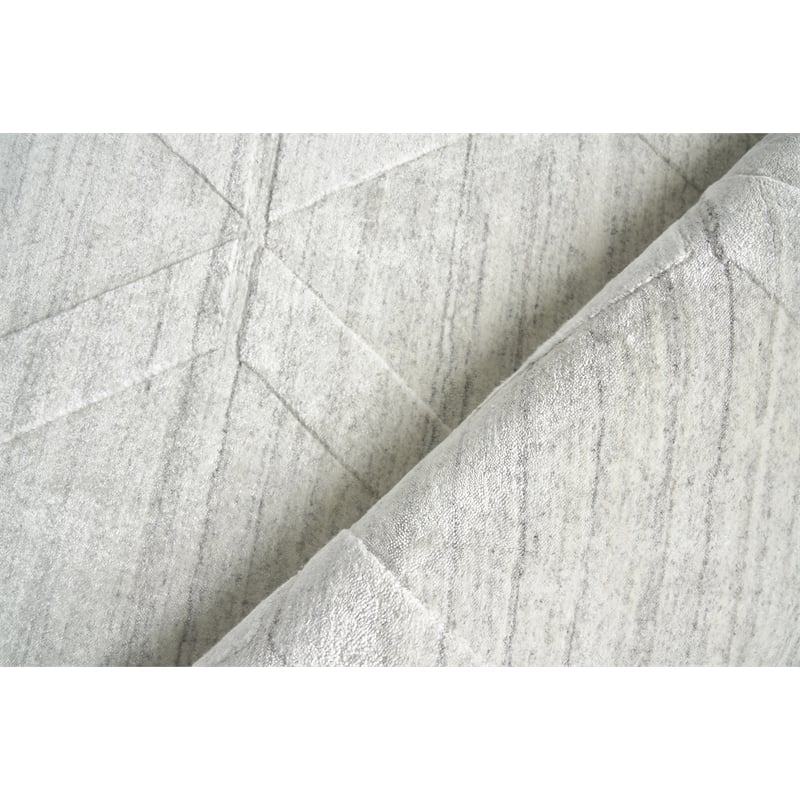 Lotus Hand-Tufted Wool/Bamboo Silk Ivory 10'x14' Area Rug