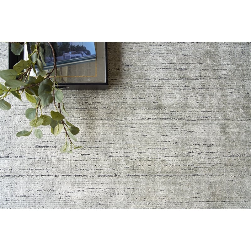 Montero Handloomed Wool/Pet Yarn Silver/Gray 10'x14' Area Rug