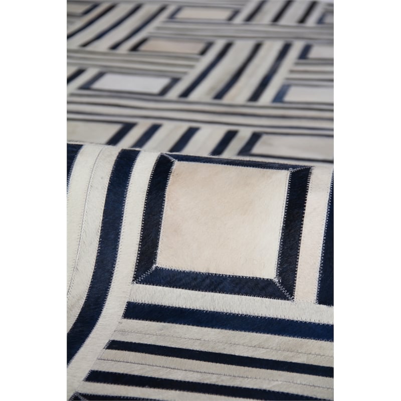 Natural Hide Hand-Tufted Leather Hide Ivory/Blue/Multi 5'x8' Area Rug