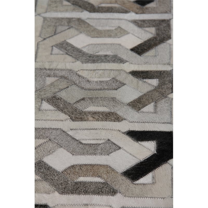 Natural Hide Hand-Tufted Leather Hide Ivory/Silver/Medium Gray 5'x8' Area Rug