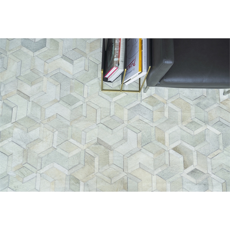 Natural Hide Hand-Tufted Leather Hide Ivory 5'x8' Area Rug