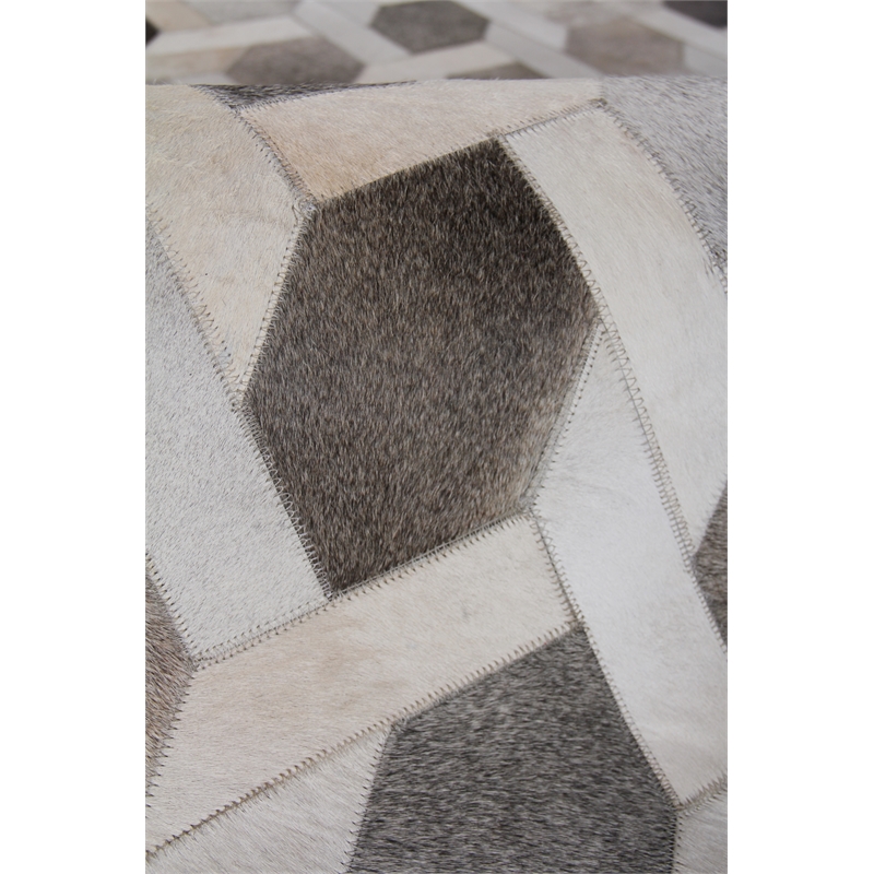 Natural Hide Hand-Tufted Leather Hide Gray/Silver 5'x8' Area Rug
