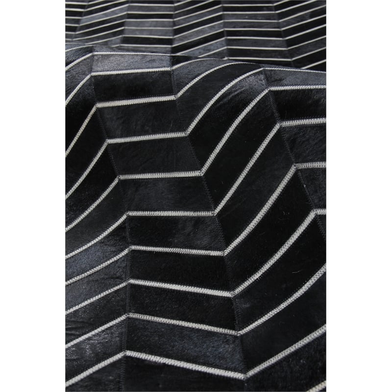 Natural Hide Hand-Tufted Leather Hide Black/Ivory 11'6