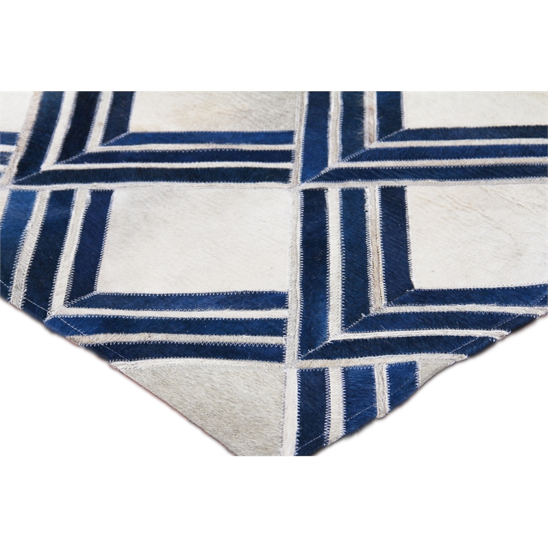 Natural Hide Hand-Tufted Leather Hide Navy/Multi 5'x8' Area Rug