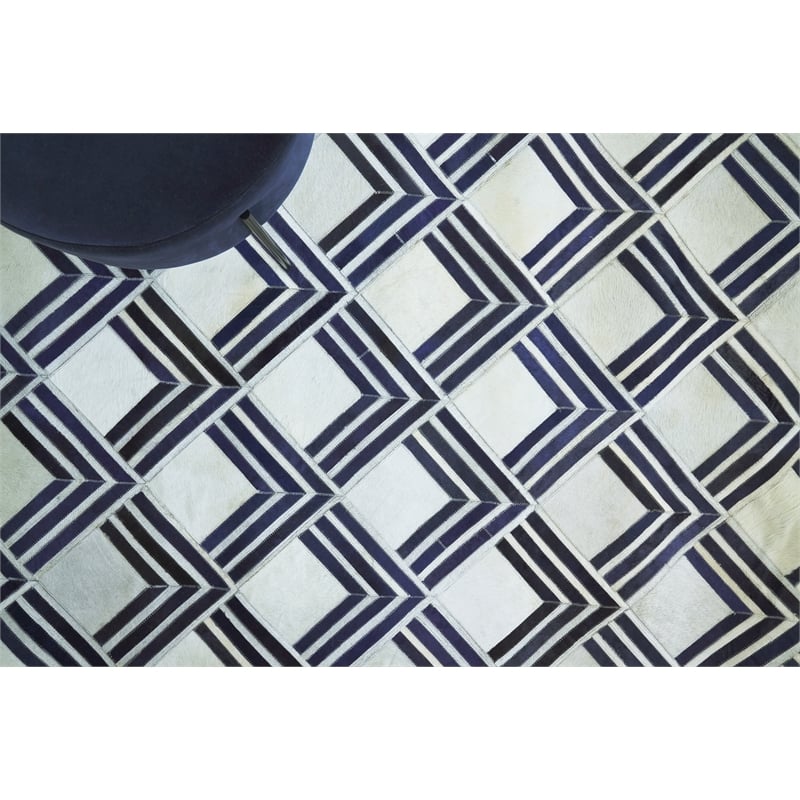 Natural Hide Hand-Tufted Leather Hide Navy/Multi 5'x8' Area Rug