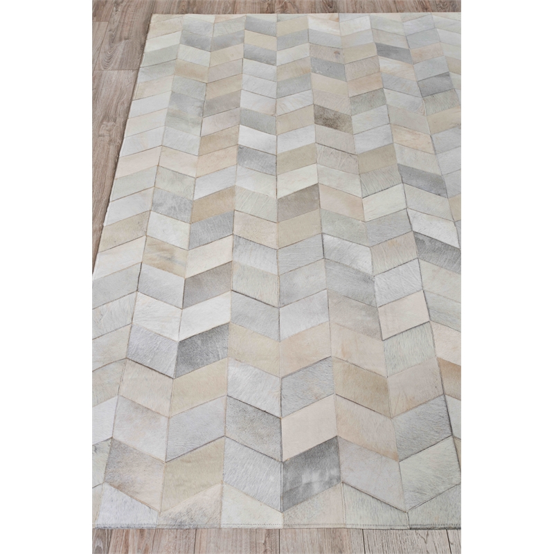 Natural Hide Hand-Tufted Leather Hide Ivory/Silver/Multi 5'x8' Area Rug