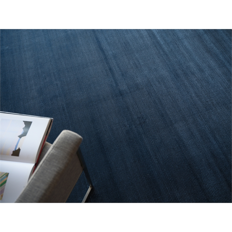 Pavia Modern Handloomed Silky Nylon Navy 2'x3' Area Rug