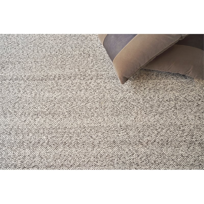 Rhodes Handloomed Pet Brown 5'6