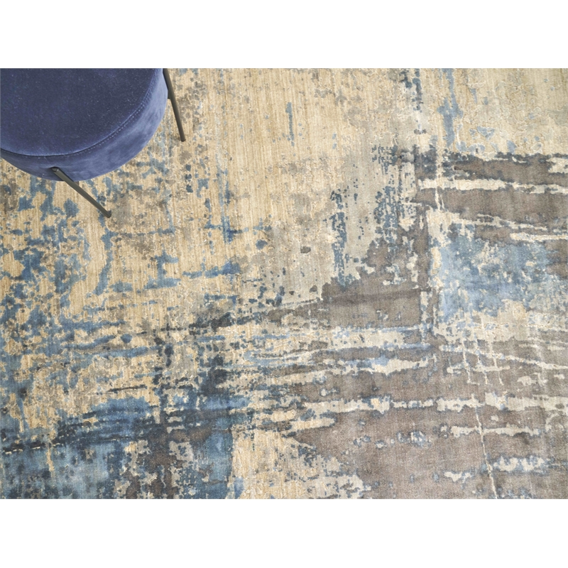 Reflections Handloomed Bamboo Silk Beige/Blue 8'x10' Area Rug
