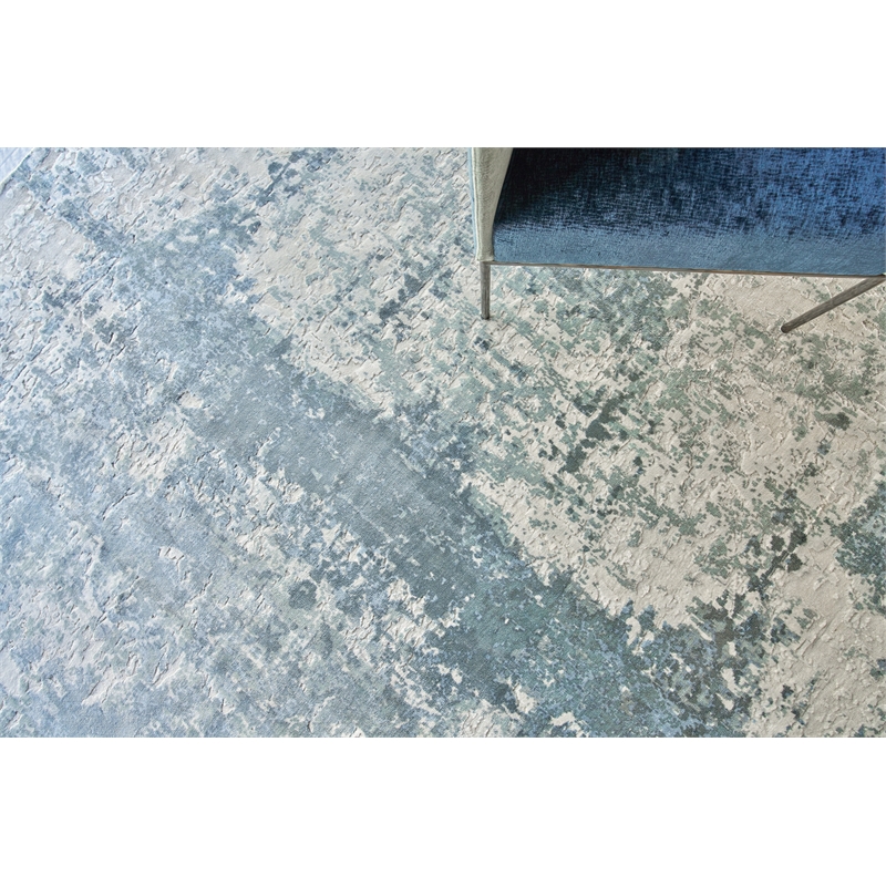 Roset Handloomed Bamboo Silk Blue 12'x15' Area Rug
