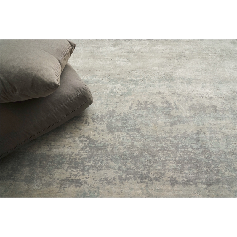 Roset Handloomed Bamboo Silk Beige 8'x10' Area Rug
