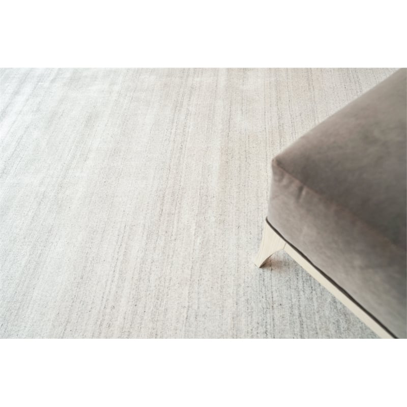Sanctuary Handloomed Bamboo Silk/Wool Ivory 8'x10' Area Rug