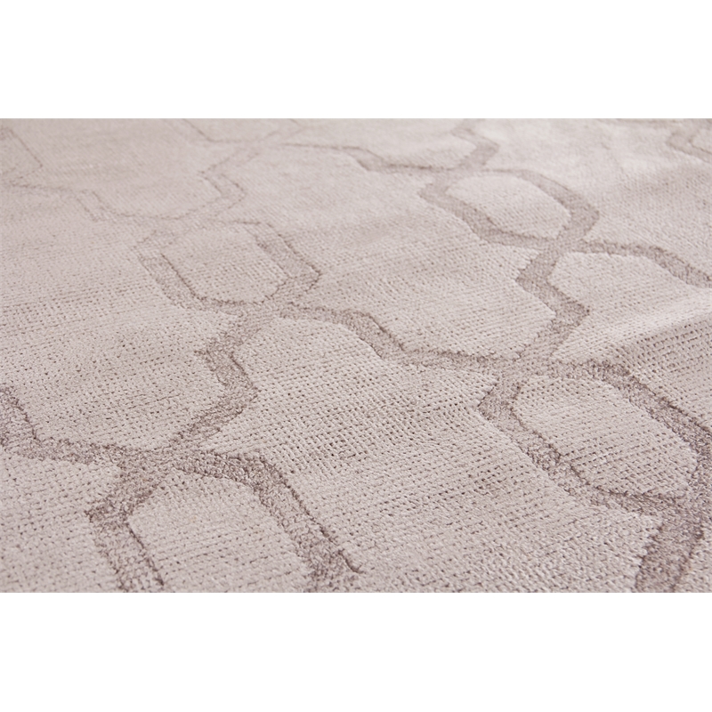 Samara Handloomed Bamboo Silk Light Silver 8'x10' Area Rug